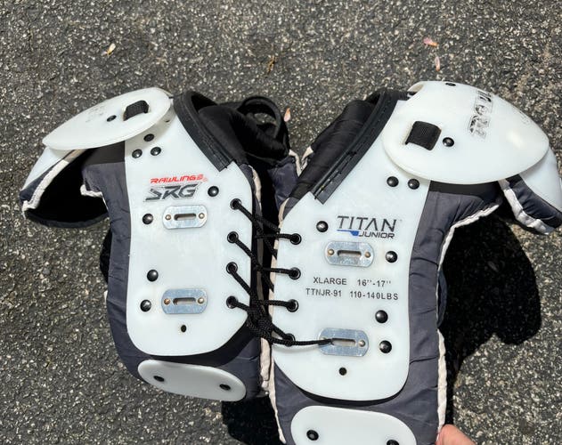 Extra Large Youth Rawlings Titan JR Shoulder Pads (Used)