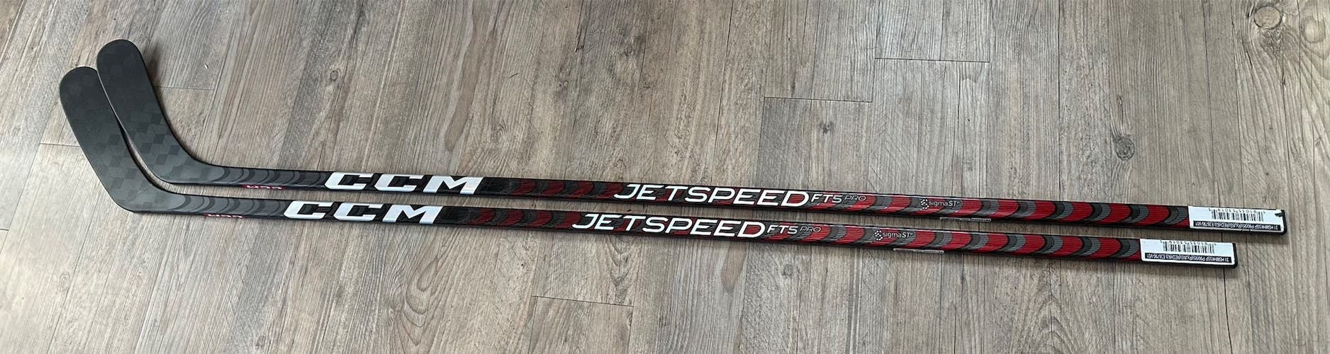 CCM JetSpeed FT5 Pro Right Handed Hockey Stick P90 95 Flex 2 Pack (New)