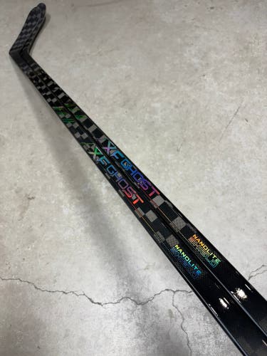 2 PACK 90 Flex P28M Senior CCM XF Ghost Right Hand Hockey Stick (New) Pro Stock