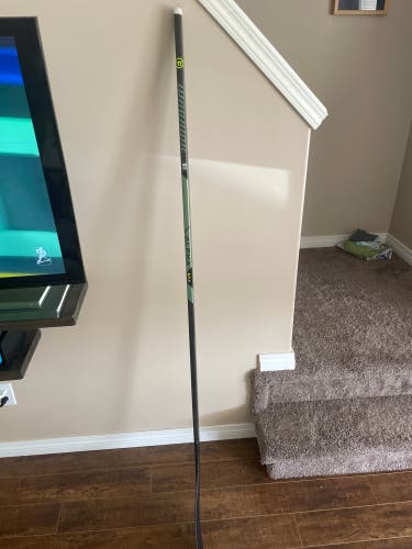 Senior Warrior Alpha LX3 Pro Right Handed Hockey Stick 85 Flex Pro Stock (Used)