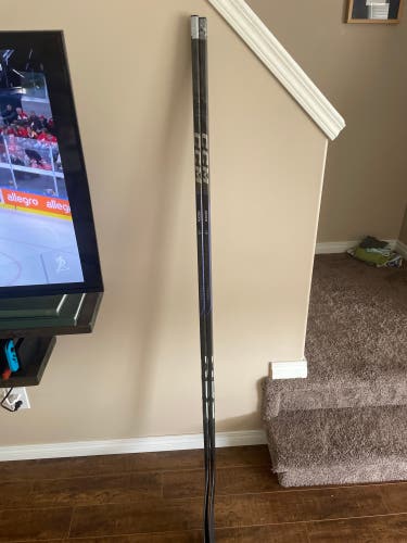 Senior CCM Ribcor Trigger 9 Pro Right Handed Hockey Stick P92 75 Flex Pro Stock (New)