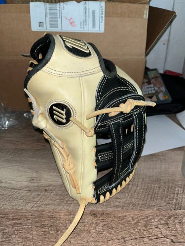 Marucci Founders Series RH Baseball Glove 11.5" (New)