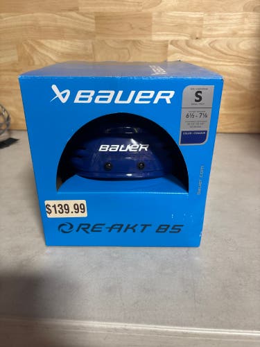 Small Blue Bauer Re-Akt 85 Helmet (New)
