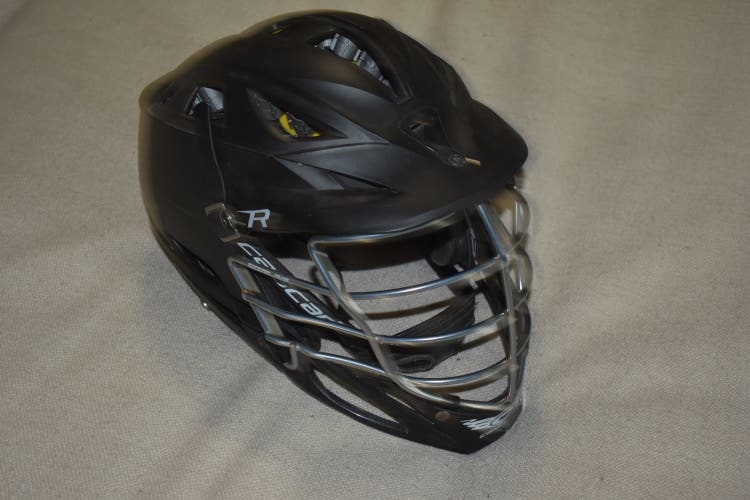 Cascade R Lacrosse Players Helmet w/Adjustable SPR Fit - Great Condition!