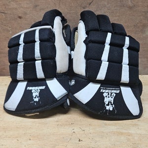 Gloves 8" (Used)