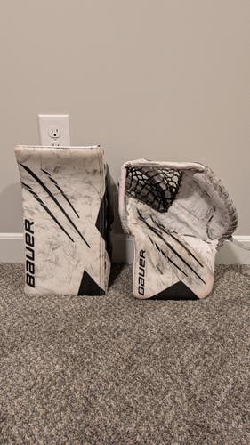 Bauer Vapor Hyperlite Glove Set (Used)