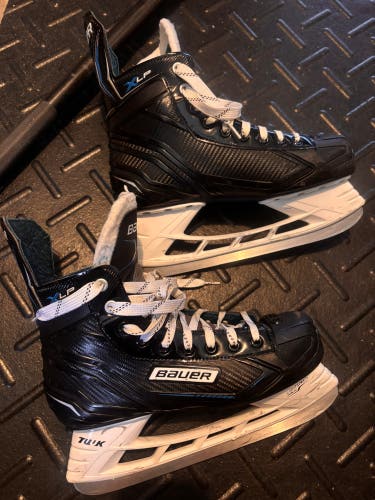 Bauer XLP Hockey Skates Regular Width 9 (Used)