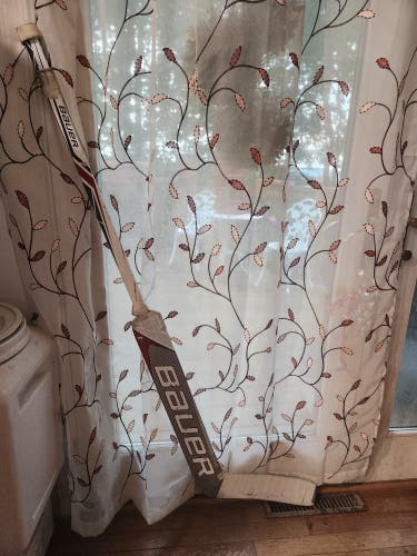 Senior Bauer Supreme 1S Regular Goalie Stick 24" Paddle (Used)