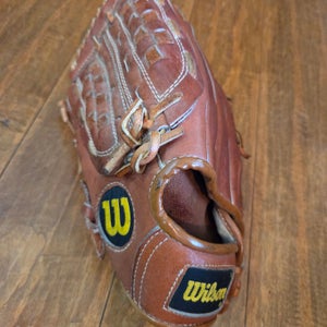 Wilson LH PC#80281 MVP Kirk Gibson Baseball Glove 12" Premium Cowhide. Snap Action