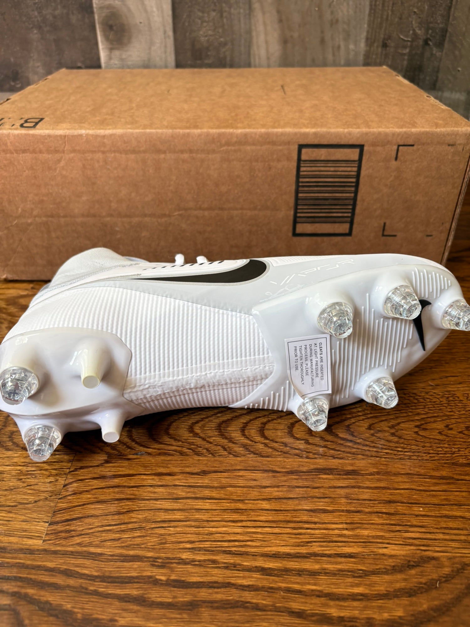 Nike Vapor Edge Pro 360 2 D Football Cleats Detachable Men Size 12.5  FJ7023-100 Nike Vapor Edge Pro 360 2 Detachable Football Cleats White  main image 4