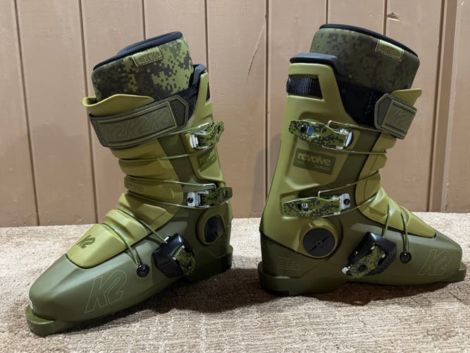 Mondo 27 & 27.5 Men's K2 Revolver Pro Park Ski Boots Medium Flex (Used)