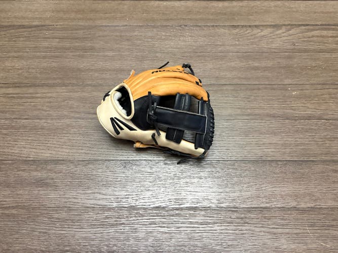 Easton Small Batch 12" Single Post Web