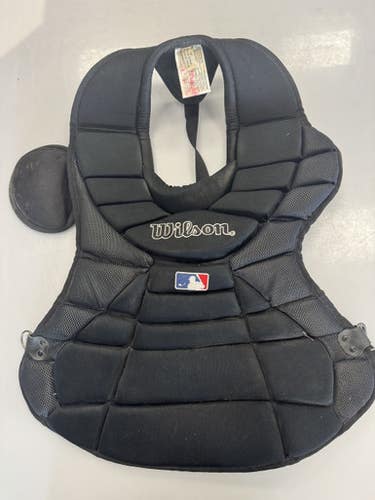 Used Wilson MLB Catchers Chest Protector Black Adult 11860-S000309077