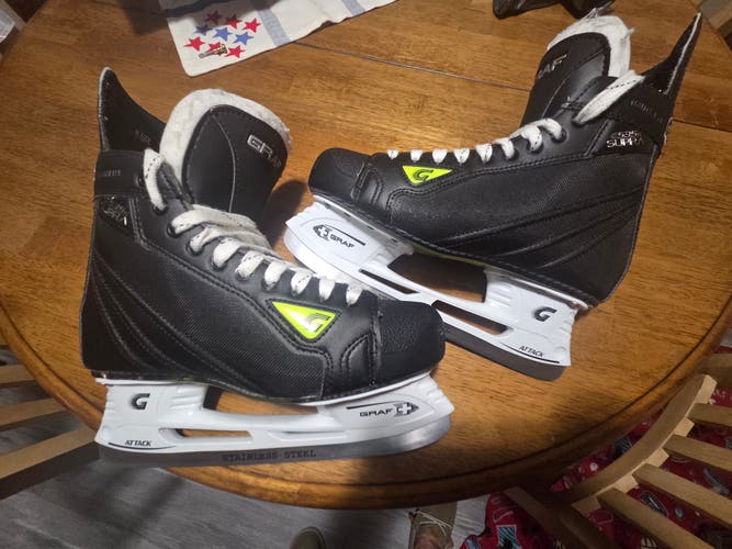 Black Graf Supra 535s Regular Width 8.5 (Used)