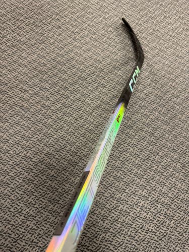 Junior CCM JetSpeed FT8 Pro Right Handed Hockey Stick P29+1/4 50 Flex (New)