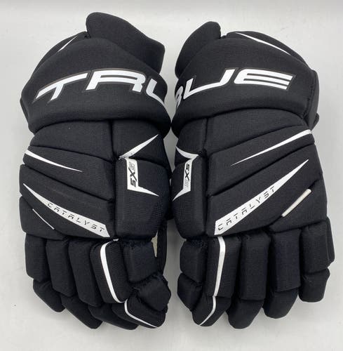 NEW True Catalyst 5x5 Gloves Black 14"
