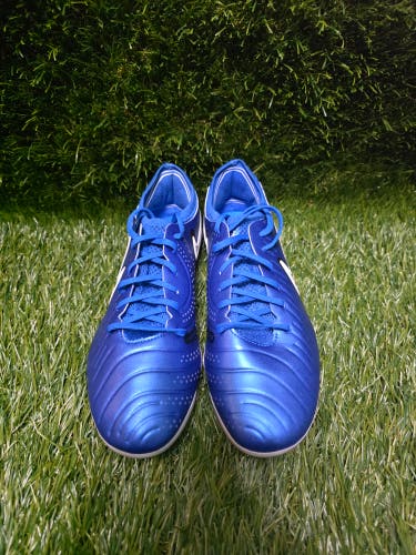 Nike Tiempo Legend 10 Elite. Size 9