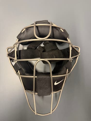 Nike Catcher's Titanium Mask (New)