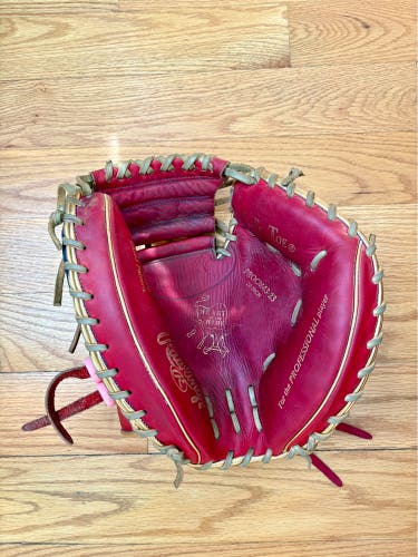 Custom Rawlings Heart of the Hide Dominican Republic 34” Catcher’s Mitt RHT