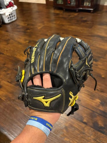 Mizuno Pro Select RH Infield Baseball Glove 11.75" (Used)