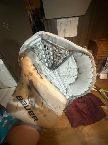 Bauer Vapor Hyperlite 2 Regular (Used)