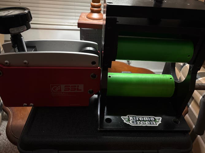 Extreme green bat roller with g4 ssl compression tester