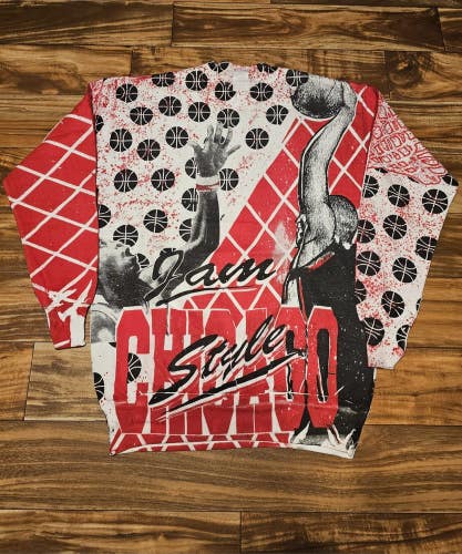 Vintage 1990s Chicago Basketball NBA Jam Style All Over Print Sweatshirt Size L