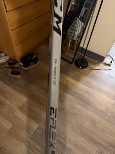 CCM Extreme Flex 5.5 Regular Goalie Stick (new)