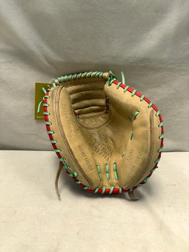 Used Marucci YOUTH M TYPE ACADIA BB/SB Catchers RH Throw Almond 32" 11490-S000273078