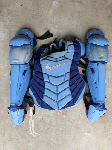 Blue Nike Diamond Elite Catcher's Set (Used)