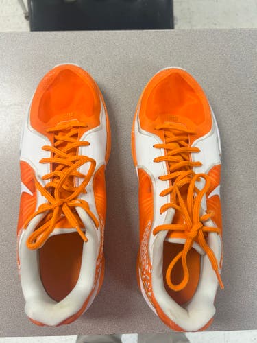 Men's Sabrina 2 Bright Ceramic/Tennessee Away Size M 14.0 (W 15.5) Nike Shoes (Used)