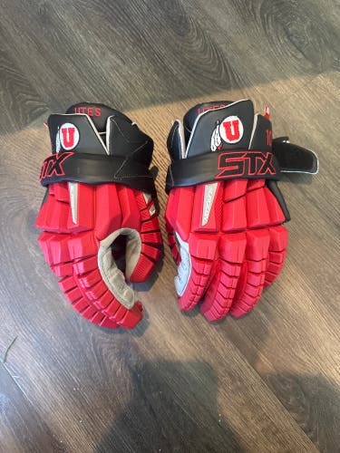 D1 Team Issue (Utah) STX Surgeon RZR Lacrosse Gloves (Used like new) Size large