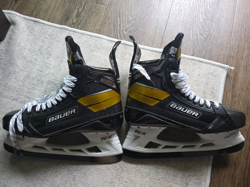 Black/Yellow Bauer Supreme Ultrasonic Hockey Skates 12 (Used)