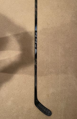 Senior CCM Ribcor Trigger 10 Pro Left Hand Hockey Stick P28 75 Flex Pro Stock (New)