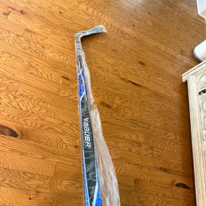 Senior Bauer Proto2 Right Handed Hockey Stick 77 Flex (New)