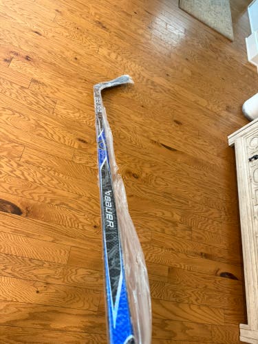 Senior Bauer Proto2 Right Handed Hockey Stick 77 Flex (New)