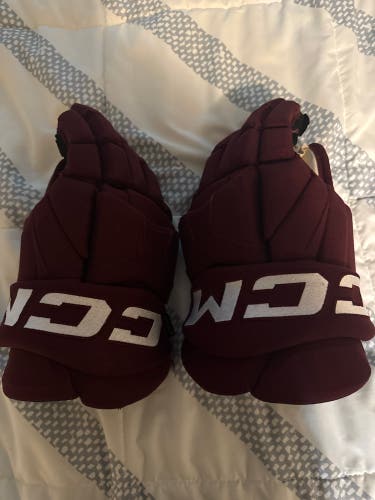 CCM HG95C Gloves 14" (Used)