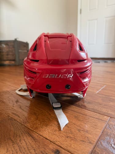 Medium Bauer Re-Akt 155 Helmet (Used)