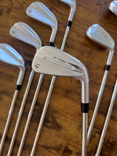 Men's 2025 TaylorMade P-790 Right Handed Iron Set (New)