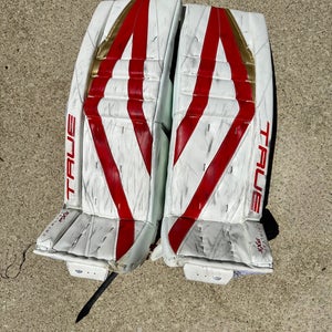 NHL 33" 2025 True Catalyst Px5 Goalie Leg Pads (Used)