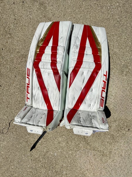 NHL 33" 2025 True Catalyst Px5 Goalie Leg Pads (Used)