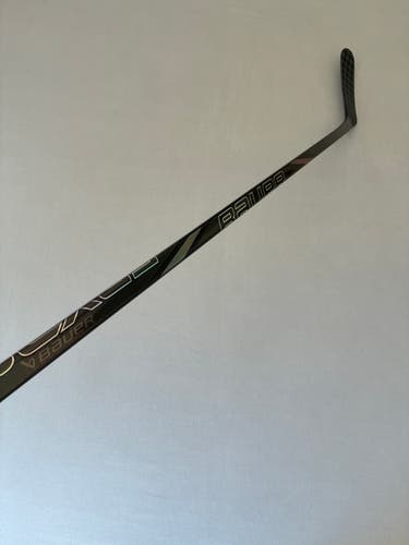 New 70 Flex P92M Senior Bauer Nexus League (Tracer dress) Left Hand Pro Stock Hockey Stick - Black