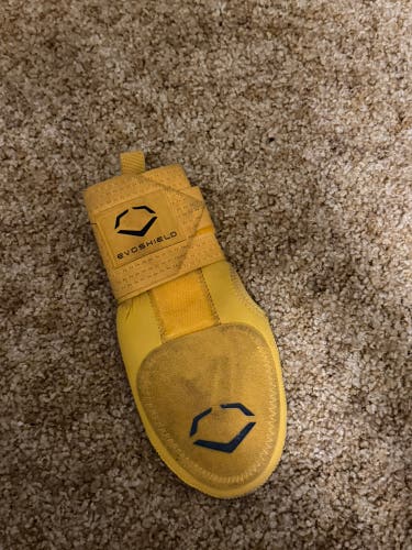 Yellow Senior EvoShield Sliding Mitt (Used)