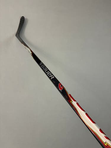 New 65 Flex P28 Intermediate Bauer Flypro Right Hand Hockey Stick