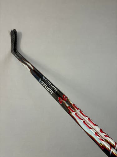 *2 Pack* of New 65 Flex P28 Intermediate Bauer Flypro Right Hand Hockey Sticks