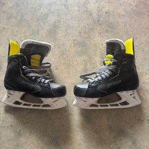2018 Bauer Supreme S27 Hockey Skates Regular Width Size 6 (Used)