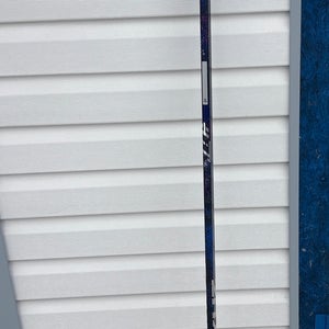Intermediate Grit Soyuz Right Handed Hockey Stick P28 65 Flex (New)