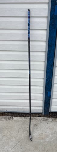 Junior Bauer Twitch Right Handed Hockey Stick P28 40 Flex (New)