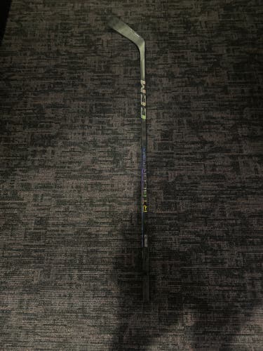 Intermediate CCM Ribcor Trigger 9 Pro Left Hand Hockey Stick 65 Flex P90TM (Barley Used)