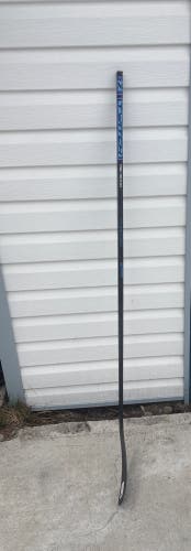 Junior Bauer Twitch Right Handed Hockey Stick P92 50 Flex (New)